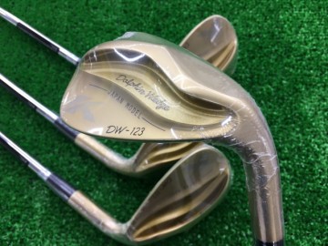 キャスコ　ドルフィンウェッジDW-123 限定ゴールドカラー