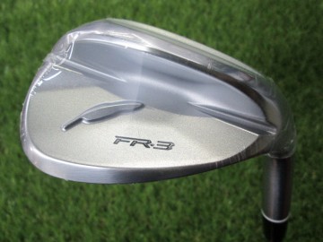 ﾌｫｰﾃｨｰﾝ FR-3 入荷しました！！