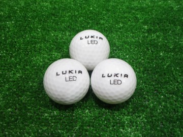 光るボール 入荷いたしました！