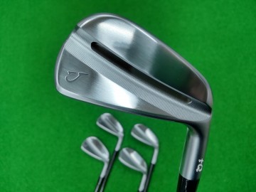 ジューシー tQアイアン　6-9P（5本セット）稲見萌寧プロ使用モデル！