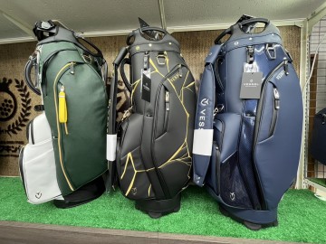 【ベゼル】限定キャディバッグ入荷しました！！