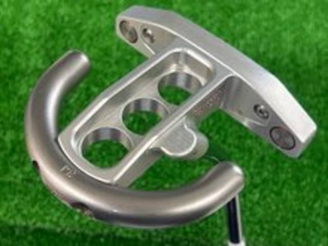 中古ゴルフ FUTURA