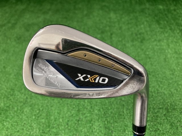 中古ゴルフ ゼクシオ2024 Navy 7I 28°