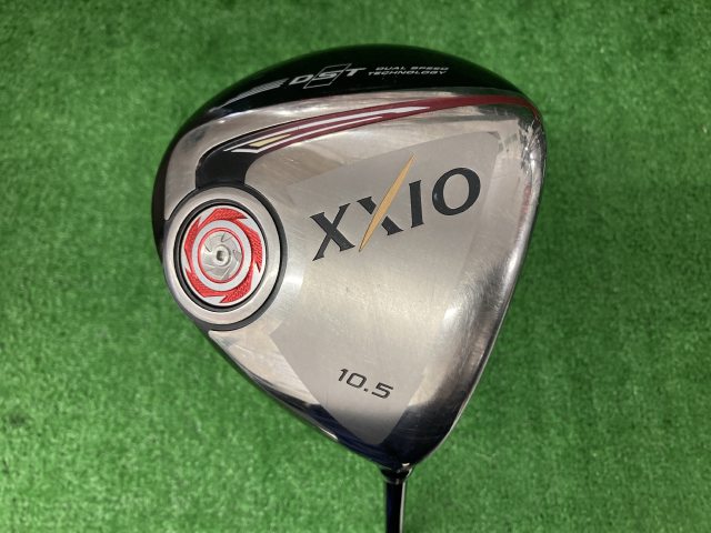 中古ゴルフ ゼクシオ2016モデル レッド 10.5°