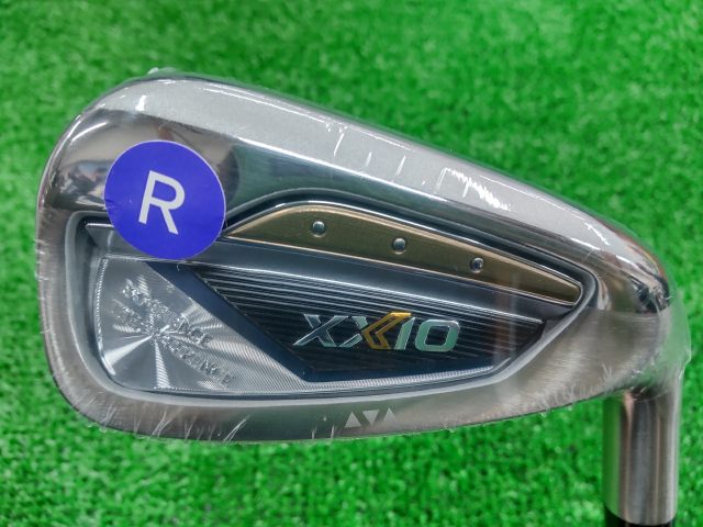 中古ゴルフ ゼクシオ2024 Navy 6I 22°