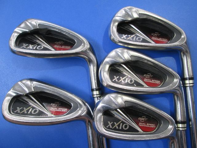 中古ゴルフ ゼクシオ2014モデル RED 5本