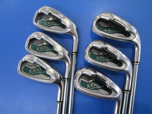 中古ゴルフ ゼクシオ2010モデル 6本