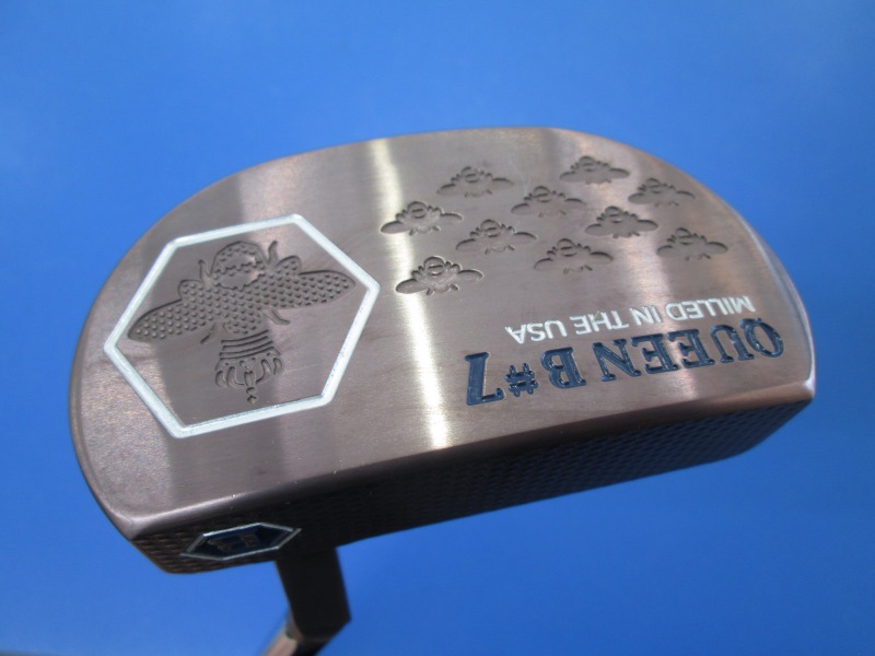 中古ゴルフ QueenB7 2025
